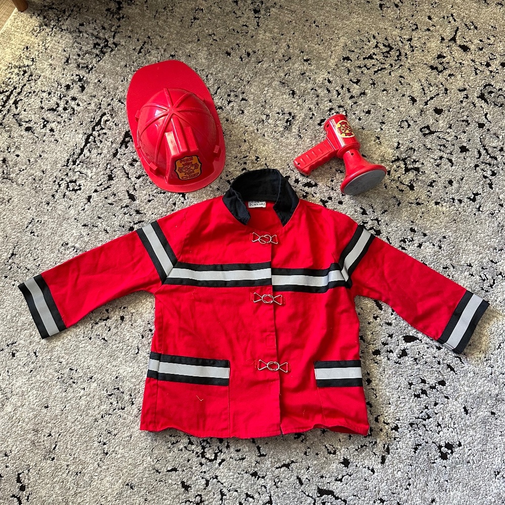 FAO Schwarz Fire Fighter Costume